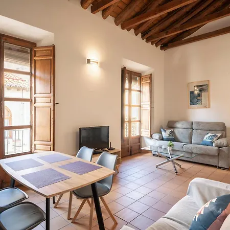 Elvira 60 Homes Appartement *